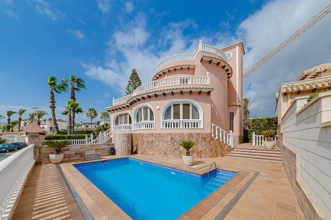 5 chambres Villa à La Zenia, Spain No. 27663 1