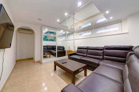 5 dormitorios Villa en La Zenia, Spain No. 27663 20