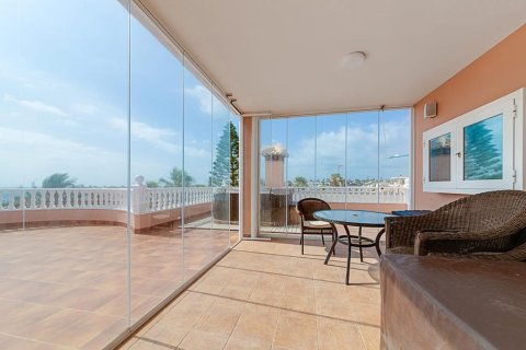 5 bedrooms Villa in La Zenia, Spain No. 27663 30