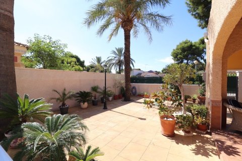 4 dormitorios Apartment en Torrevieja, Spain No. 27702 22