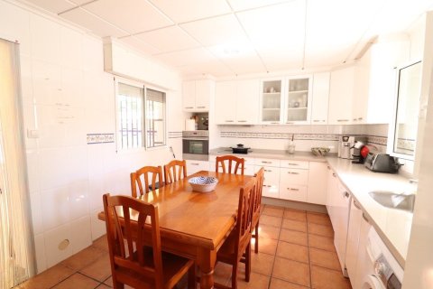 4 dormitorios Apartment en Torrevieja, Spain No. 27702 14