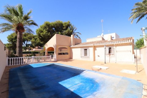 4 dormitorios Apartment en Torrevieja, Spain No. 27702 1