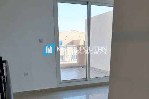 3 bedrooms Villa in Al Reef, UAE No. 5695 4