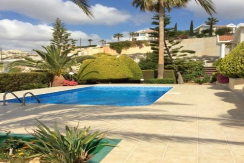 3 bedrooms Villa in Limassol, Cyprus No. 48237 10