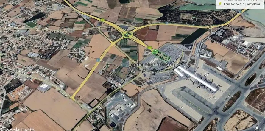 6689m² Land en Dromolaxia, Cyprus No. 41944