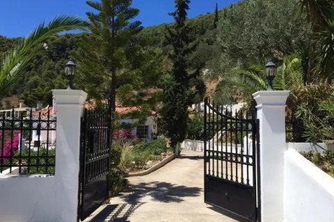 4 bedrooms Villa in Poros, Greece No. 56475 11