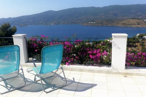 4 dormitorios Villa en Poros, Greece No. 56475 1