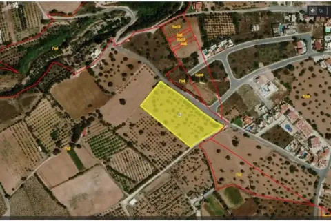 9000m² Land en Tala, Cyprus No. 41593 2