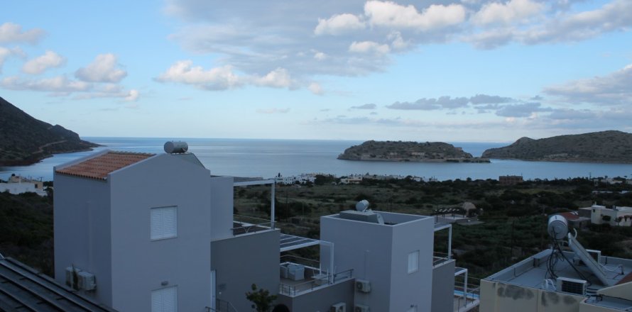 Studio Villa in Agios Nikolaos, Greece No. 57366