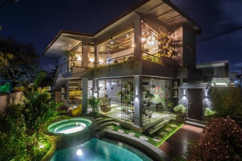 8 bedrooms Villa in Kerobokan, Indonesia No. 23445 1