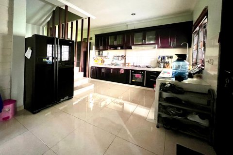 4 bedrooms House in Jimbaran, Indonesia No. 23496 17