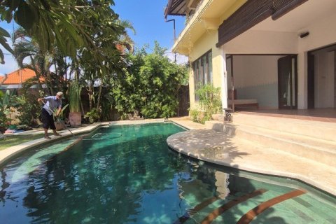 3 bedrooms Villa in Dalung, Indonesia No. 23416 10