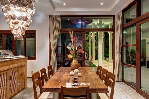 4 bedrooms Villa in Karangasem, Indonesia No. 23450 12