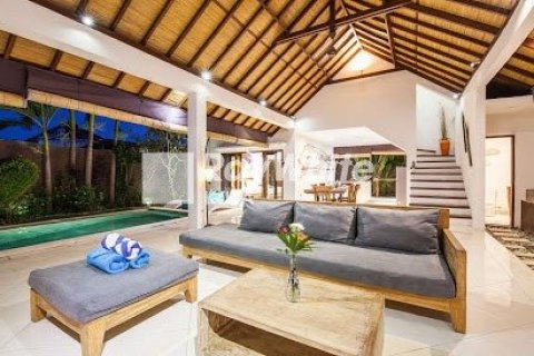 3 dormitorios Villa en Canggu, Indonesia No. 23493 5