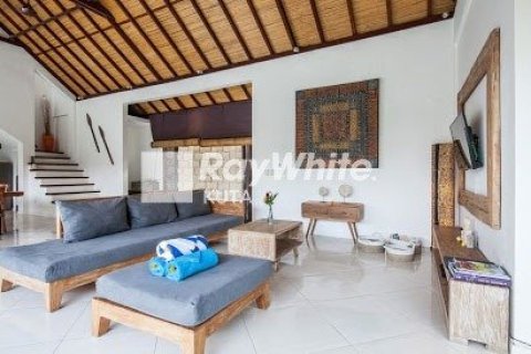 3 bedrooms Villa in Canggu, Indonesia No. 23493 10