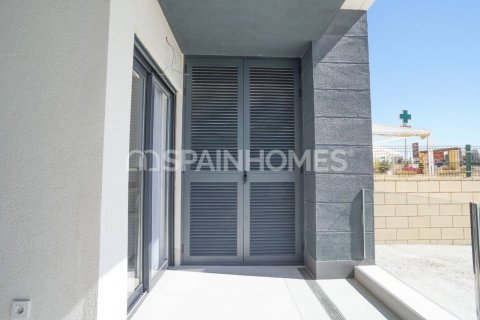 3 dormitorios Penthouse en Torrevieja, Spain No. 25934 26