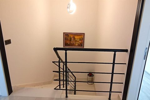 4+1 Penthouse in Mahmutlar, Turkey No. 14379 23