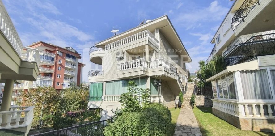 0+4 Villa en Cikcilli, Turkey No. 12432