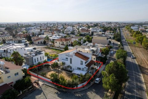 238m² Villa in Nicosia, Cyprus No. 47469 1