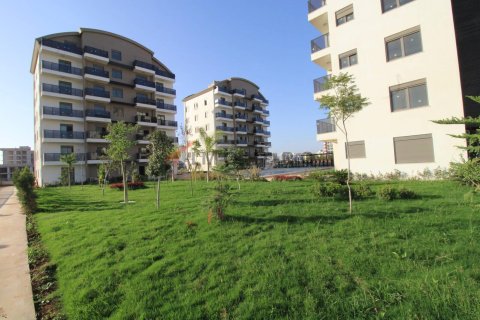 2+1 Apartment in Aksu, Turkey No. 17201 2