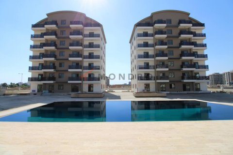 2+1 Apartment en Aksu, Turkey No. 17201 1