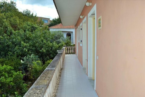 6 bedrooms Villa in Corfu, Greece No. 51484 10