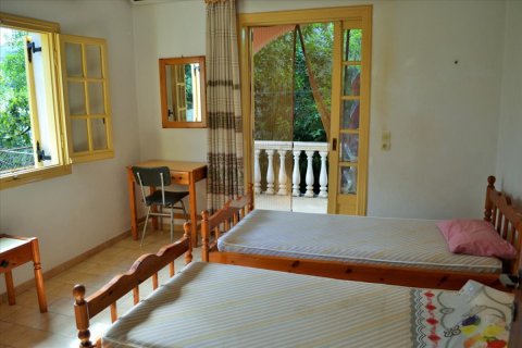 6 bedrooms Villa in Corfu, Greece No. 51484 2