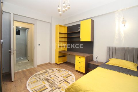 4+1 Apartment in Ankara, Turkey No. 61109 14