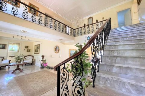 5 bedrooms Villa in Tala, Cyprus No. 37002 18