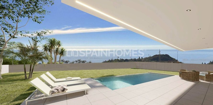 3 bedrooms Villa in Benalmadena, Spain No. 42408