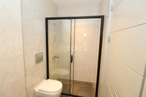 2+1 Apartment en Istanbul, Turkey No. 13391 15