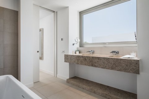 5 chambres Villa à El Paraiso, Spain No. 90640 30