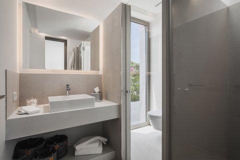 5 chambres Villa à El Paraiso, Spain No. 90640 4