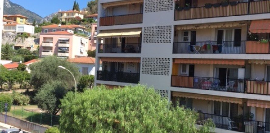 2 bedrooms Apartment in Roquebrune-Cap-Martin, France No. 69486