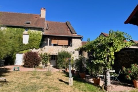 3 bedrooms House in Saint-Clement-sur-Guye, France No. 69485 2