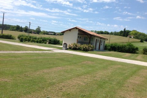 2 bedrooms House in Dordogne, France No. 69492 13