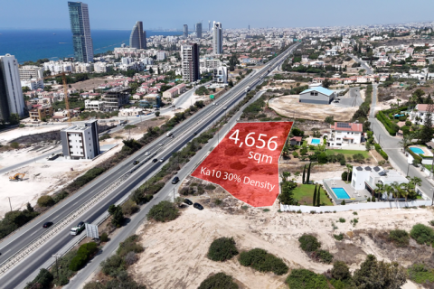 4656m² Land en Agios Tychonas, Cyprus No. 35892 2