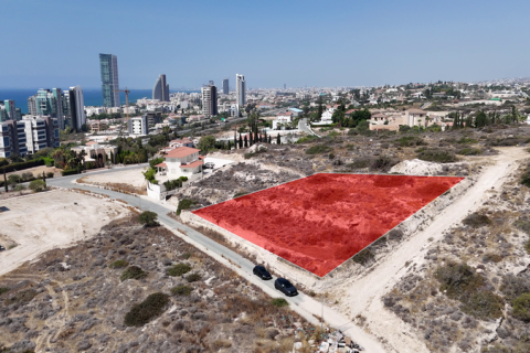 2732m² Land in Agios Tychonas, Cyprus No. 35894 2