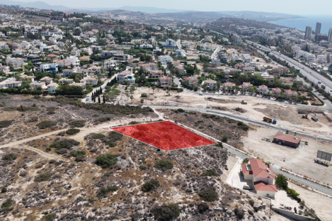 2732m² Land in Agios Tychonas, Cyprus No. 35894 9