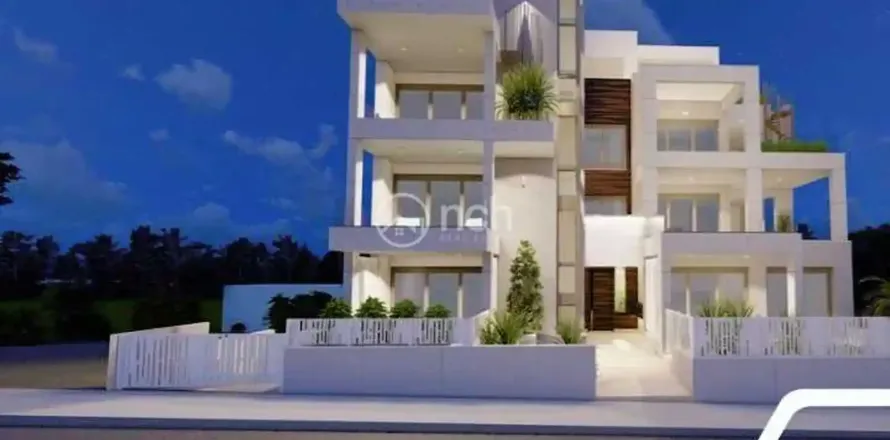 2 bedrooms Penthouse in Agios Athanasios, Cyprus No. 35052