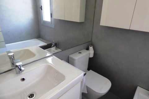 Квартира с 3 спальнями в Аликанте, Испания №92288 20