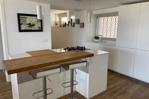 Квартира с 3 спальнями в Аликанте, Испания №92288 5