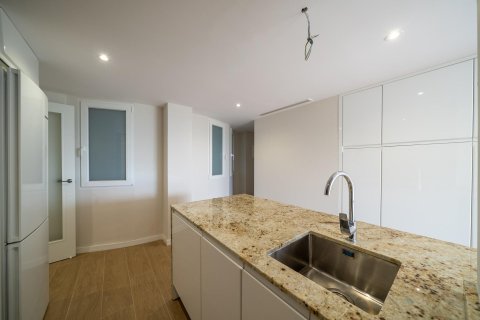 Квартира с 4 спальнями в Аликанте, Испания №92301 30