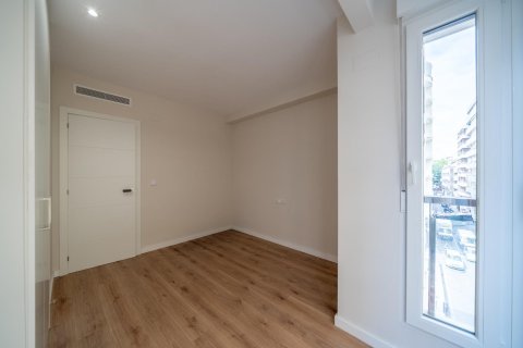 Квартира с 4 спальнями в Аликанте, Испания №92301 10