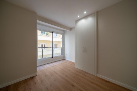 Квартира с 4 спальнями в Аликанте, Испания №92301 12