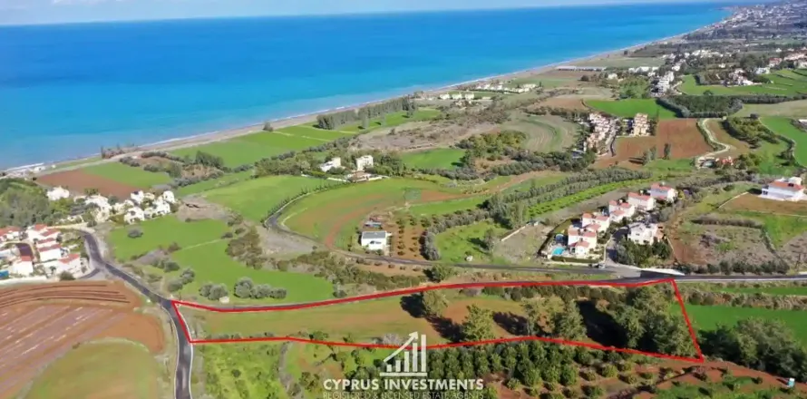 9384m² Land à Argaka, Cyprus No. 41455