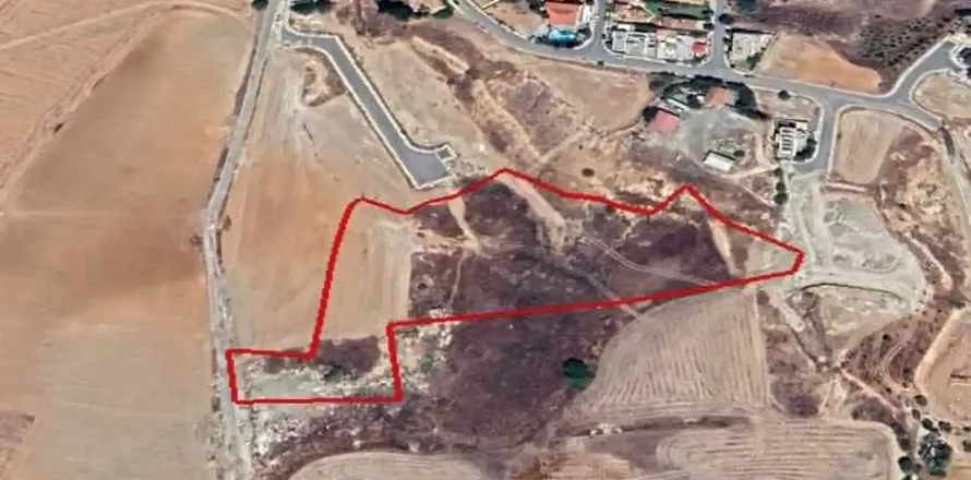 14308m² Land in Strovolos, Cyprus No. 41458