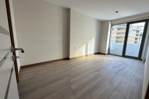 2+1 Apartment in Istanbul, Turkey No. 14438 14