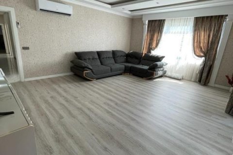 5 rooms Apartment in Mahmutlar, Turkey No. 21722 4