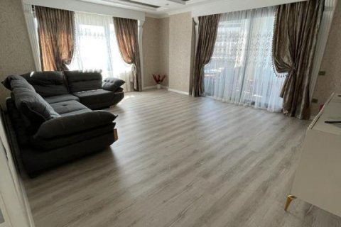 5 rooms Apartment in Mahmutlar, Turkey No. 21722 24